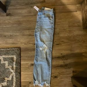 American Eagle, 90’s skinny jeans,size 4 short high rise